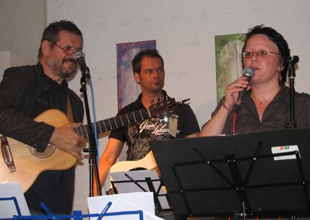 Steffi Vorniere mit Band